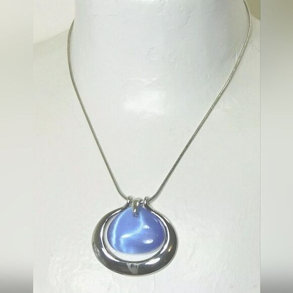 Lia Sophia Pendant Necklace, BLUE Cat's Eye, 18-21", NWOT - Picture 1 of 8